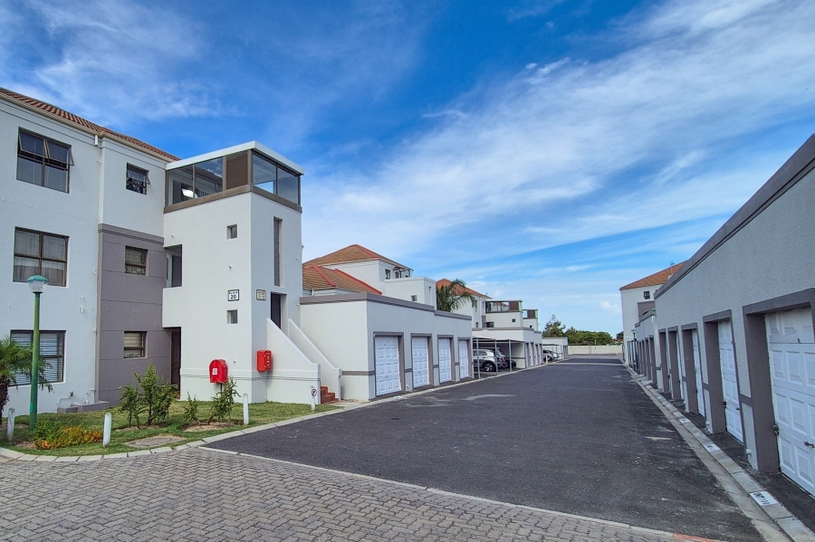 2 Bedroom Property for Sale in Vredekloof East Western Cape